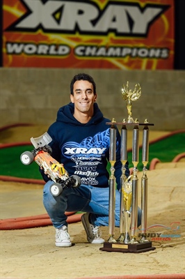 Bruno Coelho Campeão do Mundo em 1\10TT 4WD